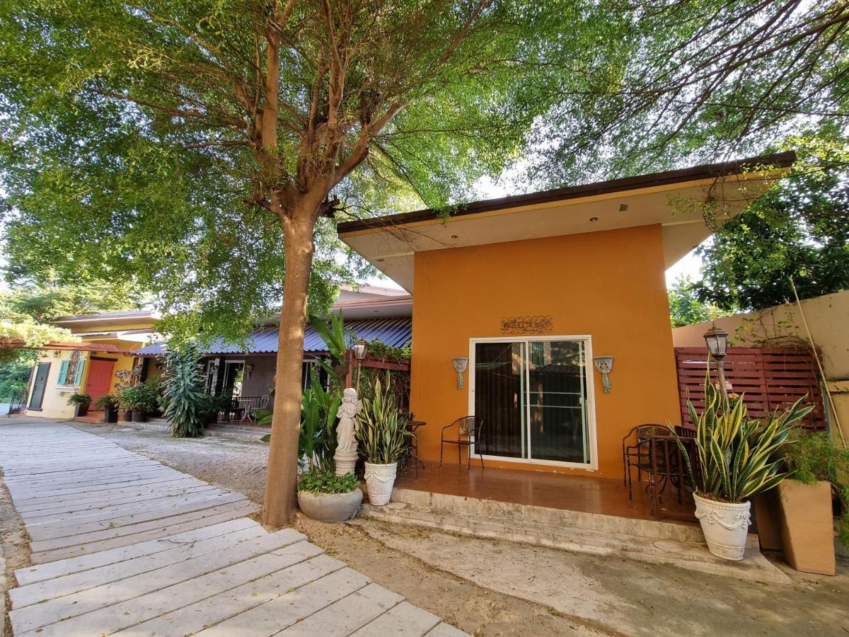 Kireeya Villa Phetchaburi Exteriör bild