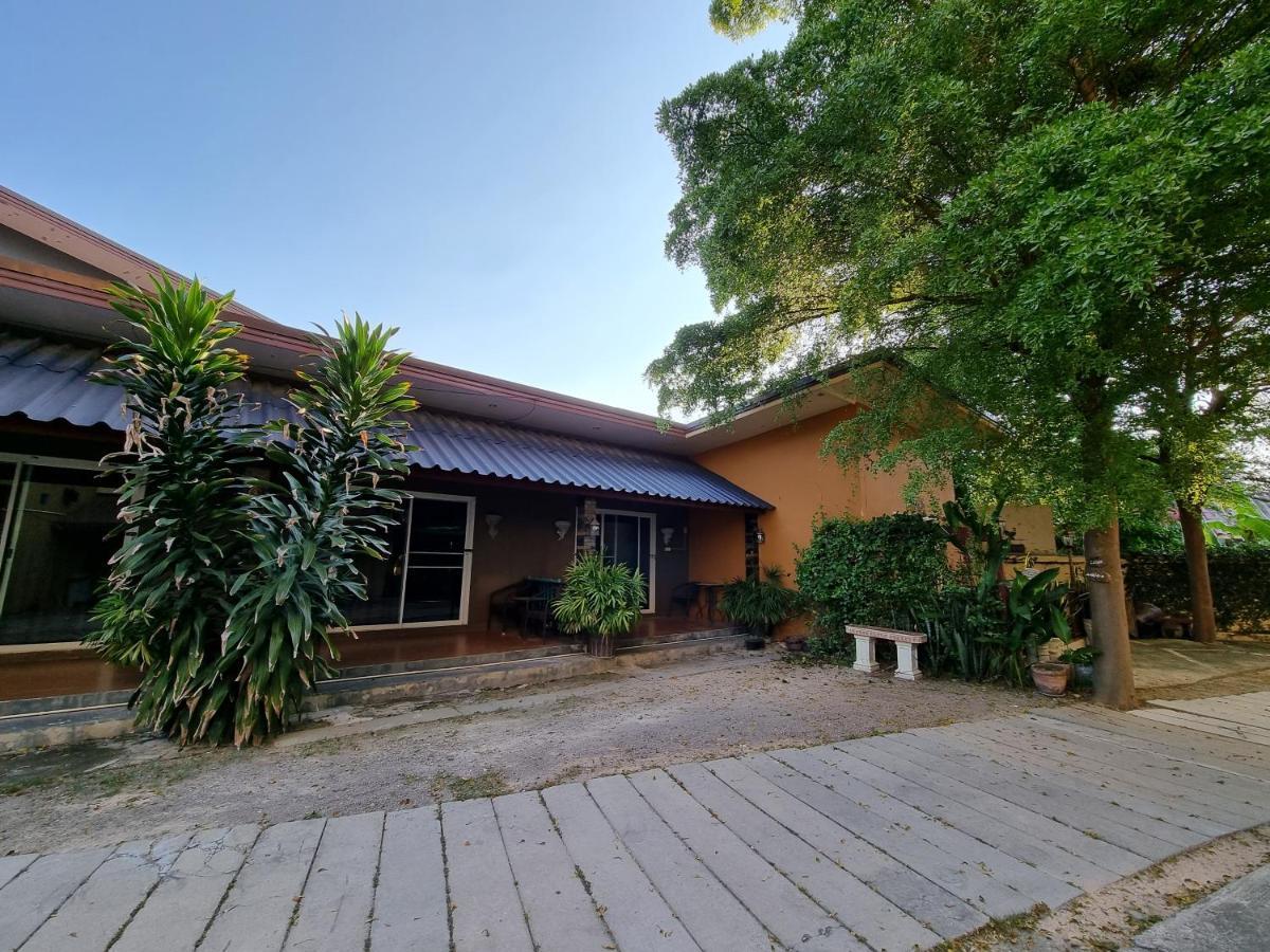 Kireeya Villa Phetchaburi Exteriör bild